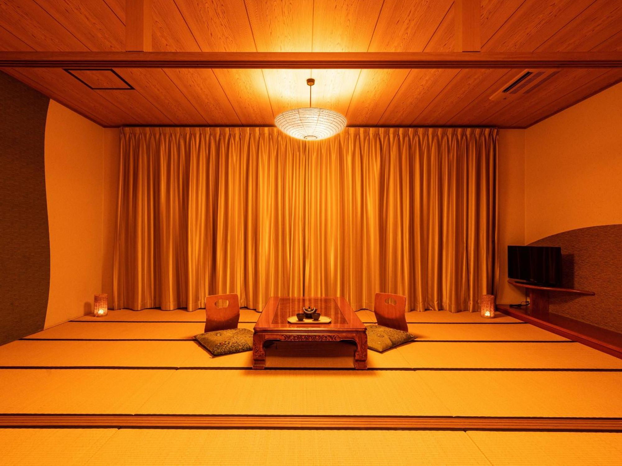 Ooedo Onsen Monogatari Premium Hotel Fugetsu Beppu Room photo