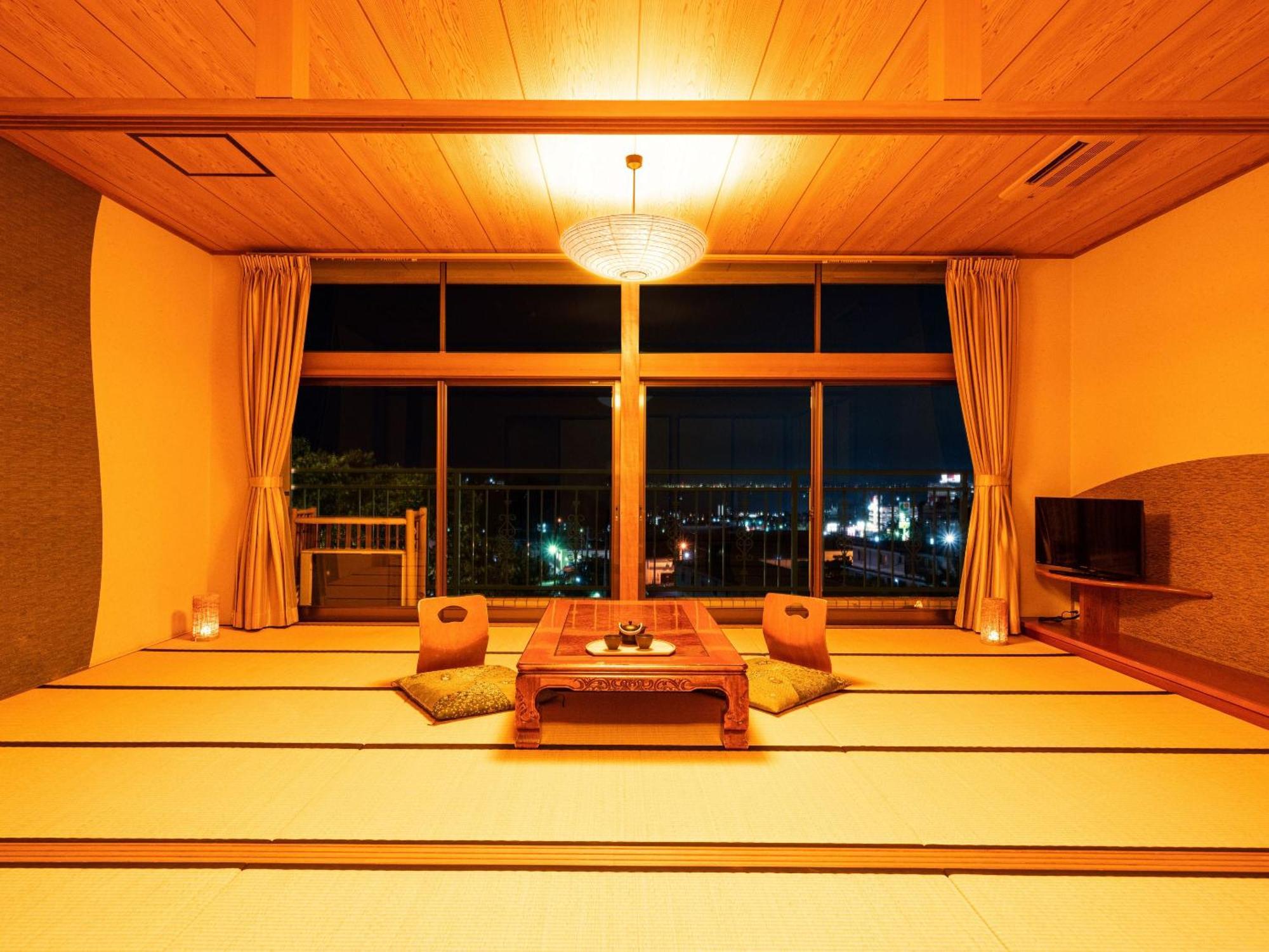 Ooedo Onsen Monogatari Premium Hotel Fugetsu Beppu Room photo